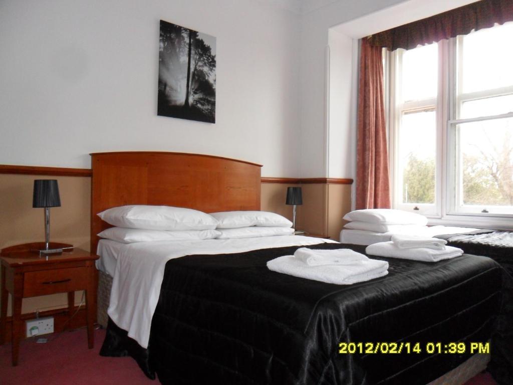 Thorpe Lodge Hotel Peterborough Room photo